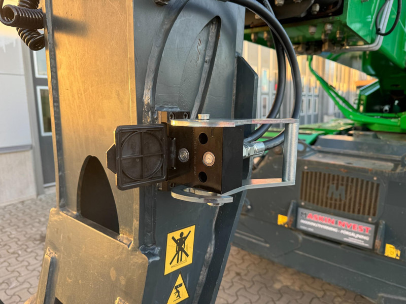 Manipulador telescópico MAGNI RTH 7.26 Magni RTH 7.26: foto 11