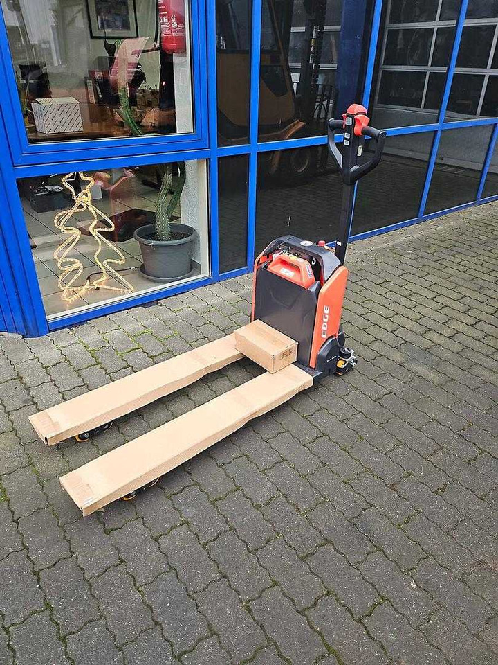 Noblelift PT E15N - Transpaleta: foto 2 Noblelift PT E15N - Transpaleta: foto 2