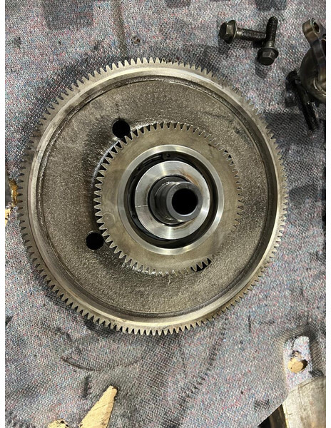 Scania 1905699 - Árbol de levas: foto 4 Scania 1905699 - Árbol de levas: foto 4