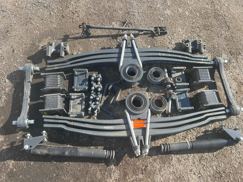 Volvo FH4 - Suspensión de ballestas: foto 1 Volvo FH4 - Suspensión de ballestas: foto 1