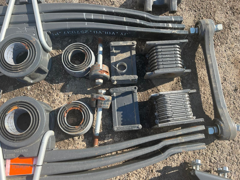 Volvo FH4 - Suspensión de ballestas: foto 3 Volvo FH4 - Suspensión de ballestas: foto 3