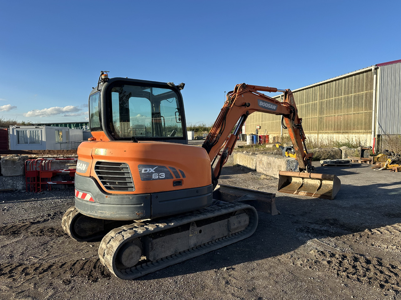DOOSAN DX63-3 - Miniexcavadora: foto 3 DOOSAN DX63-3 - Miniexcavadora: foto 3