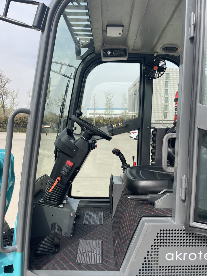 MEGALOAD Wheel Loader  AK1100T Telescopic arm Euro 5  KUBOTA Engine CAT JCB Same AK1100T - Cargadora de ruedas: foto 5 MEGALOAD Wheel Loader  AK1100T Telescopic arm Euro 5  KUBOTA Engine CAT JCB Same AK1100T - Cargadora de ruedas: foto 5
