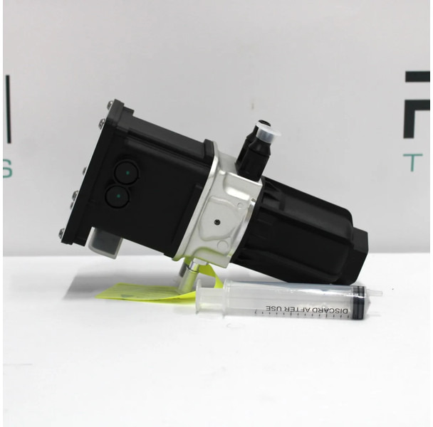 DAF XF106 AdBlue Pomp 2208766 Nieuw - Sistema de combustible para Camión: foto 2 DAF XF106 AdBlue Pomp 2208766 Nieuw - Sistema de combustible para Camión: foto 2