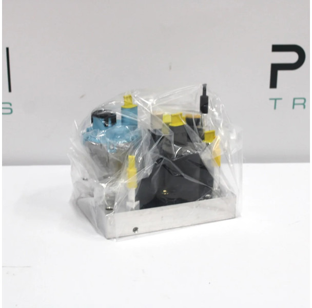 Volvo FH/FM AdBlue Pomp 21679299 | 7421892627 | 23387854 Nieuw - Sistema de combustible para Camión: foto 2 Volvo FH/FM AdBlue Pomp 21679299 | 7421892627 | 23387854 Nieuw - Sistema de combustible para Camión: foto 2