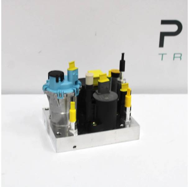 Volvo FH/FM AdBlue Pomp 21679299 | 7421892627 | 23387854 Nieuw - Sistema de combustible para Camión: foto 1 Volvo FH/FM AdBlue Pomp 21679299 | 7421892627 | 23387854 Nieuw - Sistema de combustible para Camión: foto 1