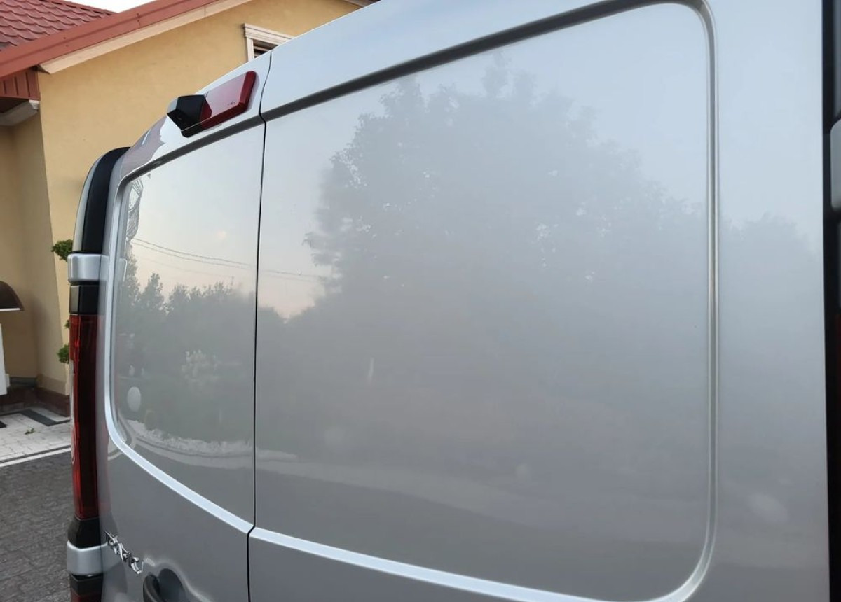Arrendamiento de Renault Trafic 2.0 Doka Renault Trafic 2.0 Doka: foto 9