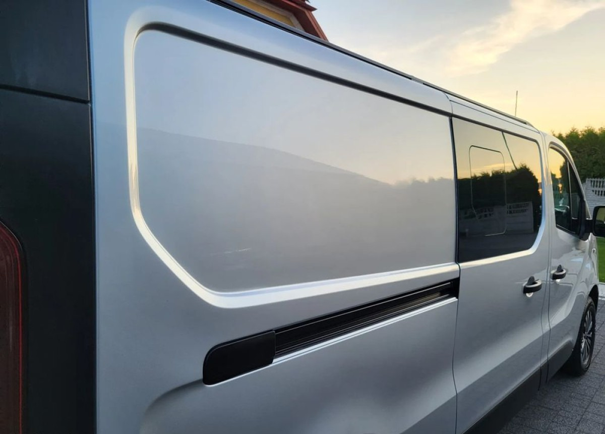 Arrendamiento de Renault Trafic 2.0 Doka Renault Trafic 2.0 Doka: foto 6