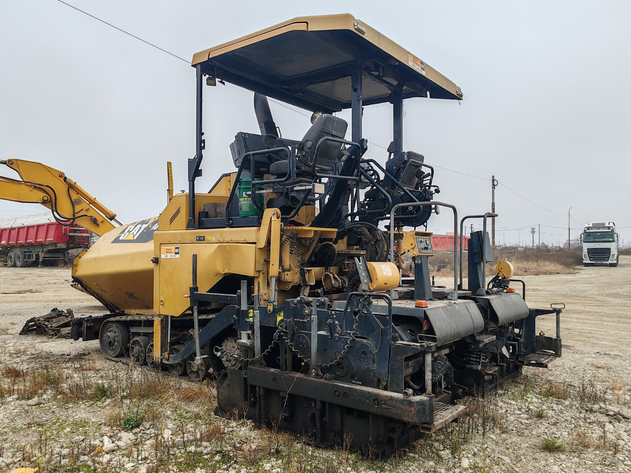 Caterpillar AP555E - Cisterna de riego asfáltico: foto 3 Caterpillar AP555E - Cisterna de riego asfáltico: foto 3