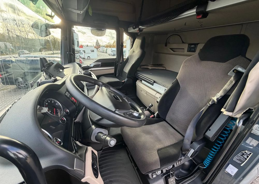 Cabeza tractora MAN TGX XLX 18.500/ RETARDER: foto 10