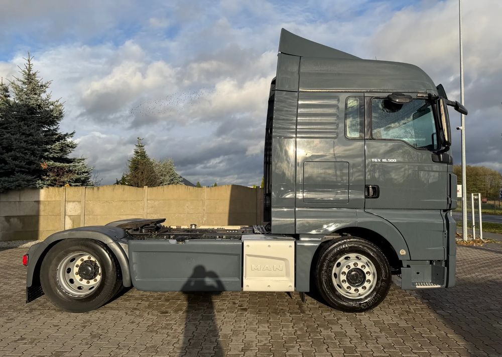 Cabeza tractora MAN TGX XLX 18.500/ RETARDER: foto 8