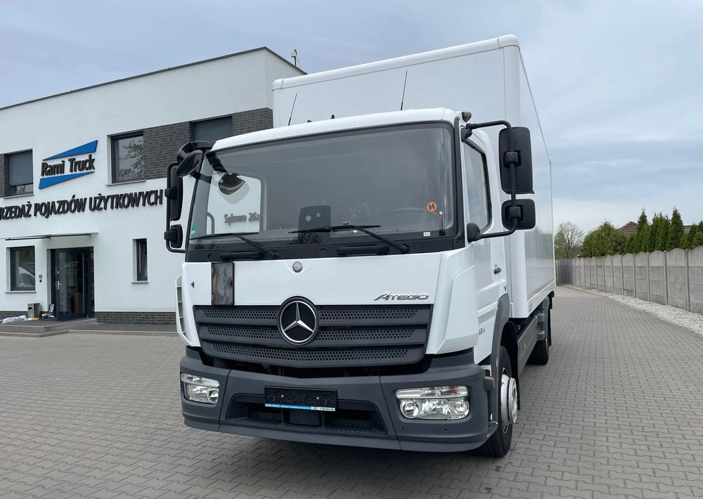 Mercedes-Benz ATEGO 1324/ Ładownośc 7,5 tony/ kontener 6,2m! - Cabeza tractora: foto 1 Mercedes-Benz ATEGO 1324/ Ładownośc 7,5 tony/ kontener 6,2m! - Cabeza tractora: foto 1