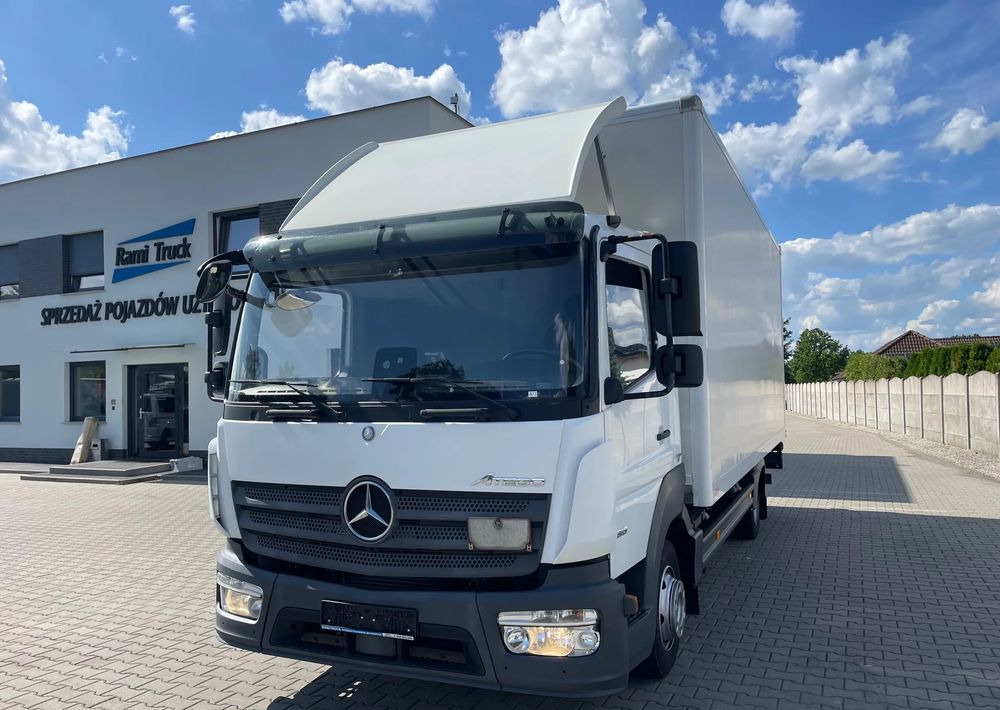 Mercedes-Benz ATEGO 816 ,ładowność 3,1 tony! - Camión caja cerrada: foto 1 Mercedes-Benz ATEGO 816 ,ładowność 3,1 tony! - Camión caja cerrada: foto 1
