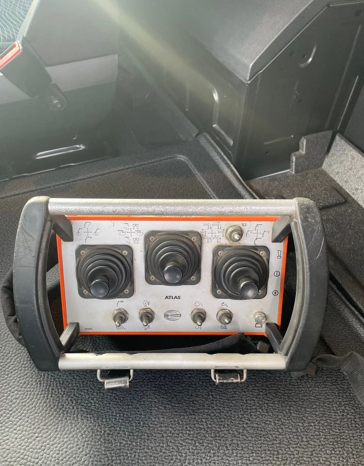 Arrendamiento de Mercedes-Benz Arocs 2545, HDS ATLAS 186.3 - PILOT Mercedes-Benz Arocs 2545, HDS ATLAS 186.3 - PILOT: foto 14 Arrendamiento de Mercedes-Benz Arocs 2545, HDS ATLAS 186.3 - PILOT Mercedes-Benz Arocs 2545, HDS ATLAS 186.3 - PILOT: foto 14