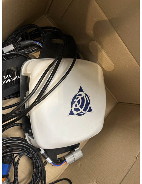 Trimble GFX 1060 GPS SET ACTIEPRIJS - Sistema de navegación para Maquinaria agrícola: foto 2 Trimble GFX 1060 GPS SET ACTIEPRIJS - Sistema de navegación para Maquinaria agrícola: foto 2