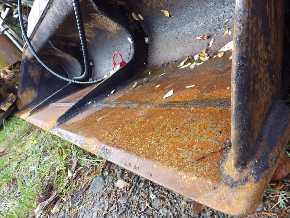 Grabenräumlöffel MS03 starr und schwenkbar+ MS08 hydraulisch - Cazo para excavadora: foto 2 Grabenräumlöffel MS03 starr und schwenkbar+ MS08 hydraulisch - Cazo para excavadora: foto 2