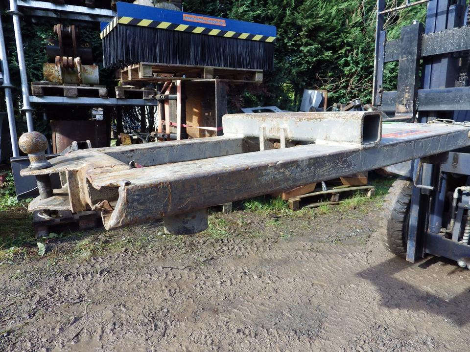 Stapler Rangierhilfe Kugel + Maul + Kranarm (netto 504,20) - Acoplamiento rápido: foto 2 Stapler Rangierhilfe Kugel + Maul + Kranarm (netto 504,20) - Acoplamiento rápido: foto 2