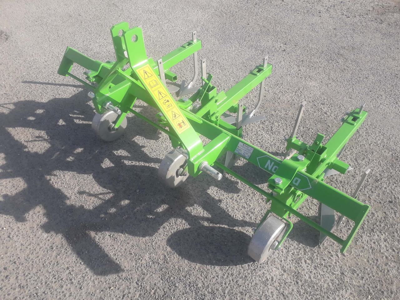 BOMET Bineuse 2 rangs NORMA - Cultivador: foto 2 BOMET Bineuse 2 rangs NORMA - Cultivador: foto 2