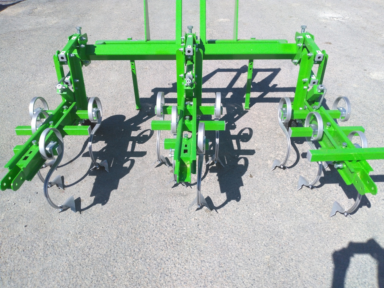 BOMET Bineuse à dents 2 rangs NEMBUS - Cultivador: foto 2 BOMET Bineuse à dents 2 rangs NEMBUS - Cultivador: foto 2