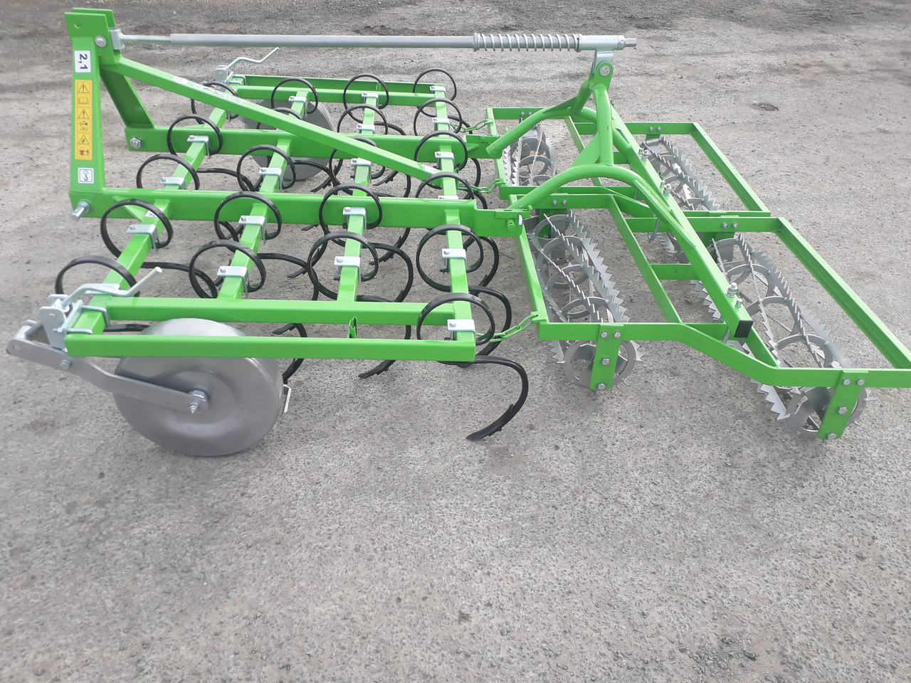 BOMET Vibroculteur Petite Largeur CARINA - Cultivador: foto 3 BOMET Vibroculteur Petite Largeur CARINA - Cultivador: foto 3