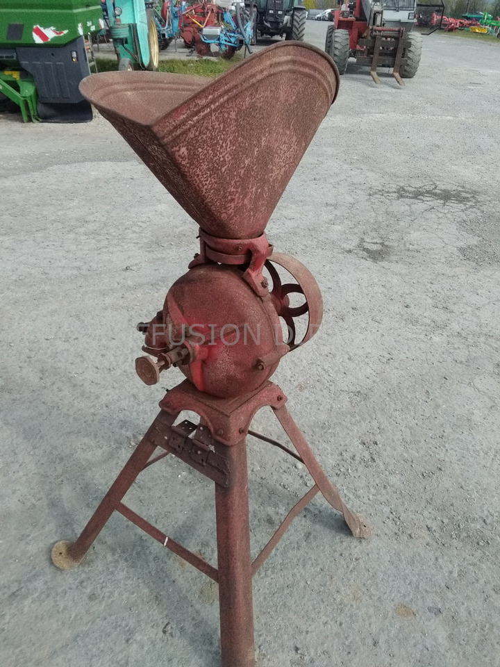 MOULIN A FARINE - Equipo poscosecha: foto 2 MOULIN A FARINE - Equipo poscosecha: foto 2