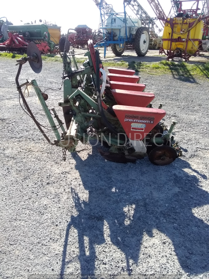 NODET SEMOIR MONOGRAINE PN II - Sembradora de precisión: foto 4 NODET SEMOIR MONOGRAINE PN II - Sembradora de precisión: foto 4