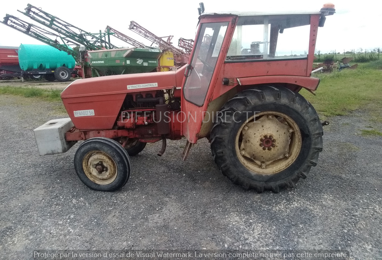 RENAULT TRACTEUR AGRICOLE 56 - Tractor: foto 2 RENAULT TRACTEUR AGRICOLE 56 - Tractor: foto 2