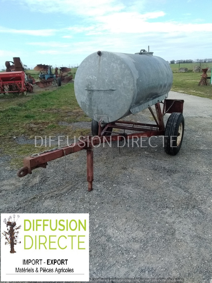 TONNE A EAU 1500 - Remolque cisterna: foto 1 TONNE A EAU 1500 - Remolque cisterna: foto 1