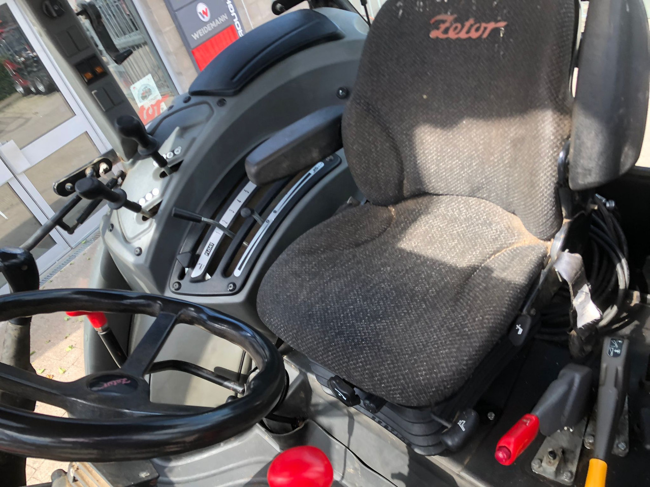 2015 Zetor Proxima with loader, Excellent from 1 owner - Tractor: foto 5 2015 Zetor Proxima with loader, Excellent from 1 owner - Tractor: foto 5