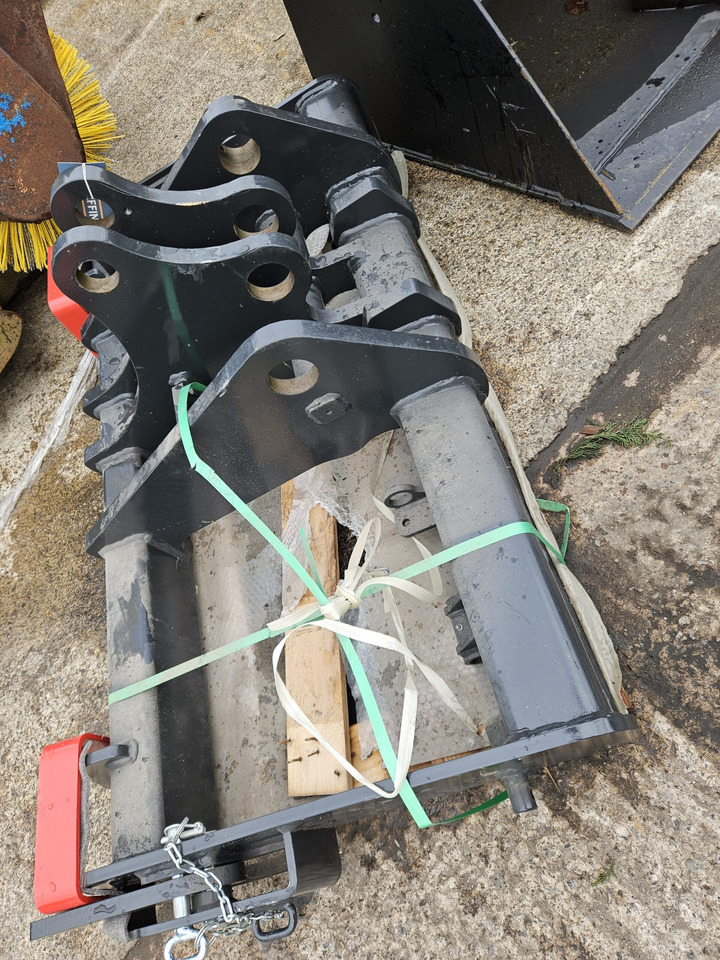 JCB Headstock carriage for Bobcat/MF Handler - Implemento para Manipulador telescópico: foto 1 JCB Headstock carriage for Bobcat/MF Handler - Implemento para Manipulador telescópico: foto 1