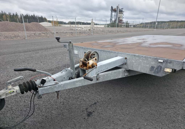 Remolque plataforma/ Caja abierta EduardP4 3000kg: foto 15 Remolque plataforma/ Caja abierta EduardP4 3000kg: foto 15