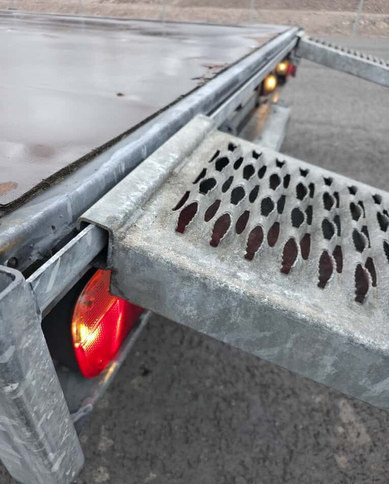 Remolque plataforma/ Caja abierta EduardP4 3000kg: foto 12 Remolque plataforma/ Caja abierta EduardP4 3000kg: foto 12