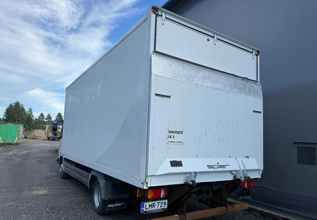 Mercedes-BenzAtego kaappi + perälauta - Camión caja cerrada: foto 3 Mercedes-BenzAtego kaappi + perälauta - Camión caja cerrada: foto 3