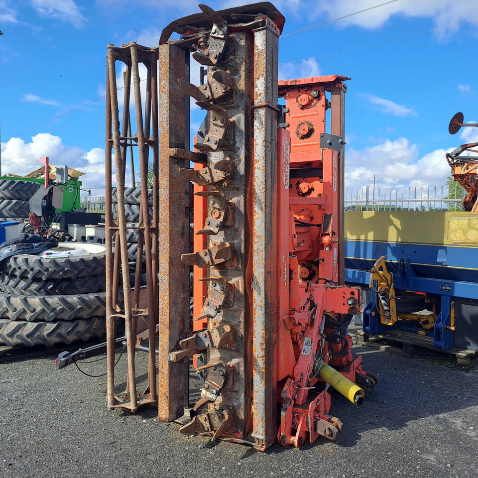 ERPICE ROTANTE MASCHIO AQUILA MODELLO 5000 - Grada rotativa: foto 4 ERPICE ROTANTE MASCHIO AQUILA MODELLO 5000 - Grada rotativa: foto 4