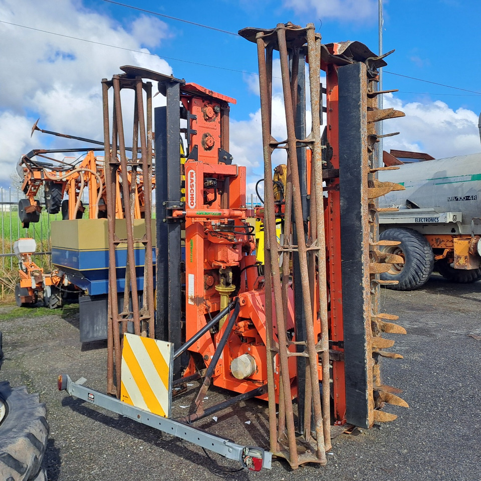 ERPICE ROTANTE MASCHIO AQUILA MODELLO 5000 - Grada rotativa: foto 1 ERPICE ROTANTE MASCHIO AQUILA MODELLO 5000 - Grada rotativa: foto 1