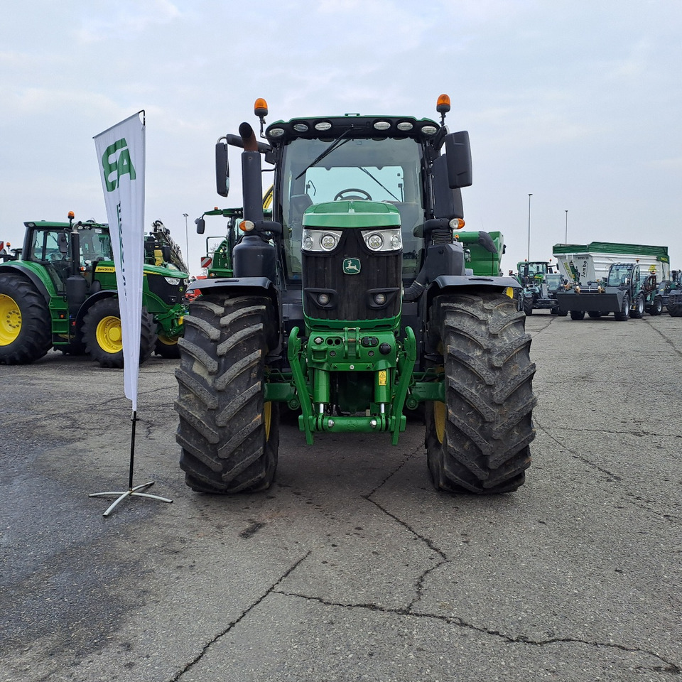 JOHN DEERE 6230R PREMIUM EDITION - Tractor: foto 3 JOHN DEERE 6230R PREMIUM EDITION - Tractor: foto 3