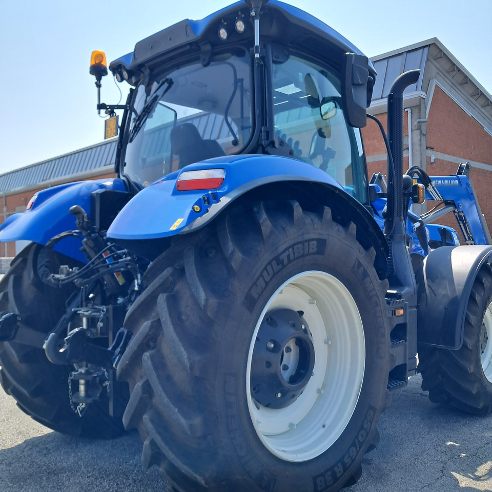 NEW HOLLAND T6 160 - Tractor: foto 5 NEW HOLLAND T6 160 - Tractor: foto 5