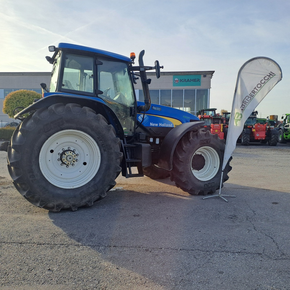 NEW HOLLAND TM 190 - Tractor: foto 4 NEW HOLLAND TM 190 - Tractor: foto 4