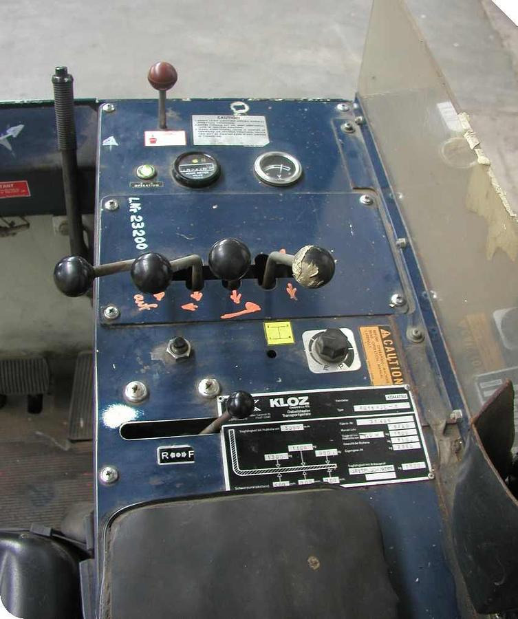 Gabelstapler KLOZ-KOMATSU - Retráctil: foto 5 Gabelstapler KLOZ-KOMATSU - Retráctil: foto 5