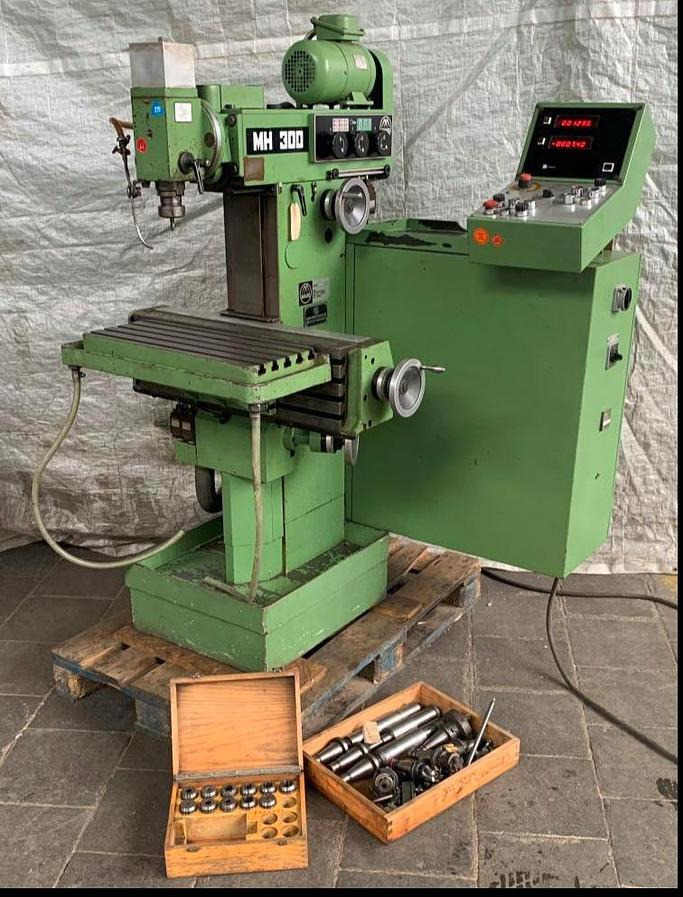 Werkzeugfräsmaschinen MAHO MH 300 - Fresadora: foto 2 Werkzeugfräsmaschinen MAHO MH 300 - Fresadora: foto 2