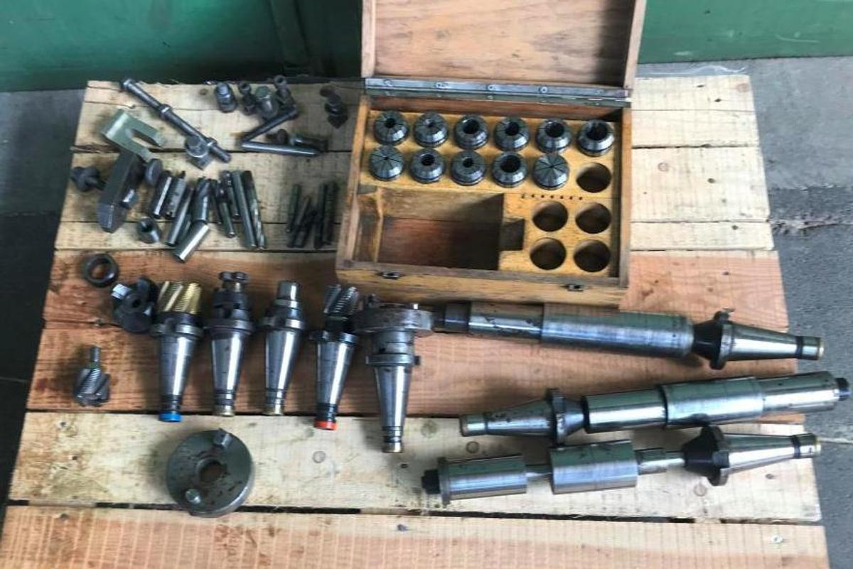 Werkzeugfräsmaschinen MAHO MH 300 - Fresadora: foto 4 Werkzeugfräsmaschinen MAHO MH 300 - Fresadora: foto 4