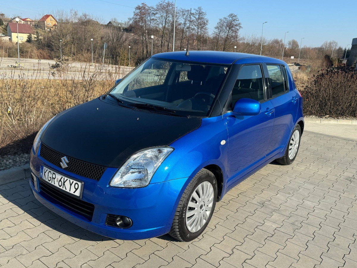 Suzuki Swift 1.3 benzyna 90km Klimatyzacja 136tys przebieg Auto prywatne zadbane - Coche: foto 3 Suzuki Swift 1.3 benzyna 90km Klimatyzacja 136tys przebieg Auto prywatne zadbane - Coche: foto 3