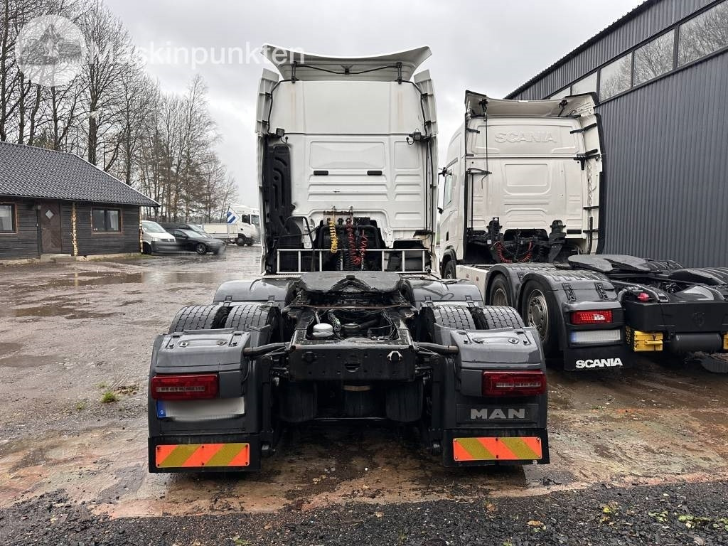 MAN TGX 28.500 - Cabeza tractora: foto 4 MAN TGX 28.500 - Cabeza tractora: foto 4