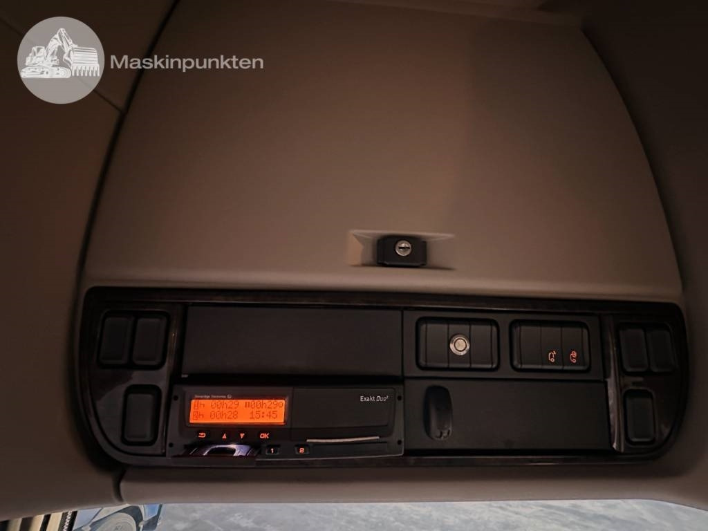 Camión portacontenedore/ Intercambiable DAF XF 530: foto 31