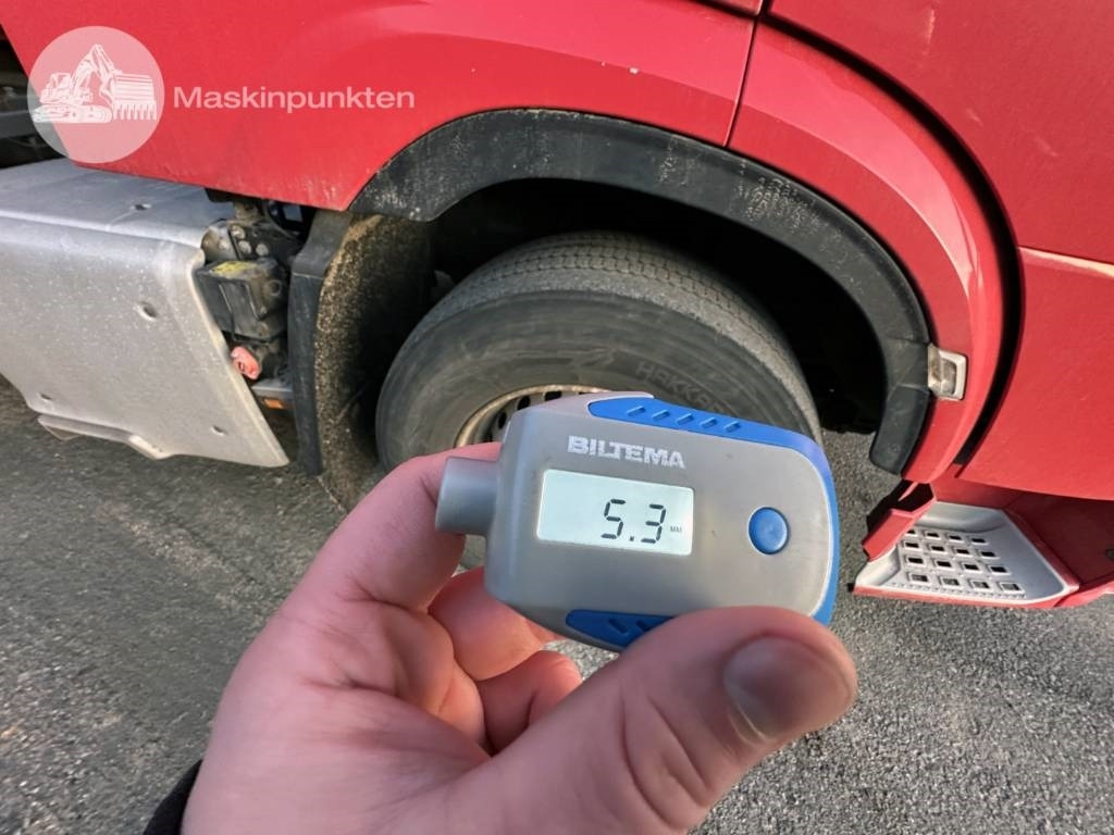 Camión portacontenedore/ Intercambiable DAF XF 530: foto 43