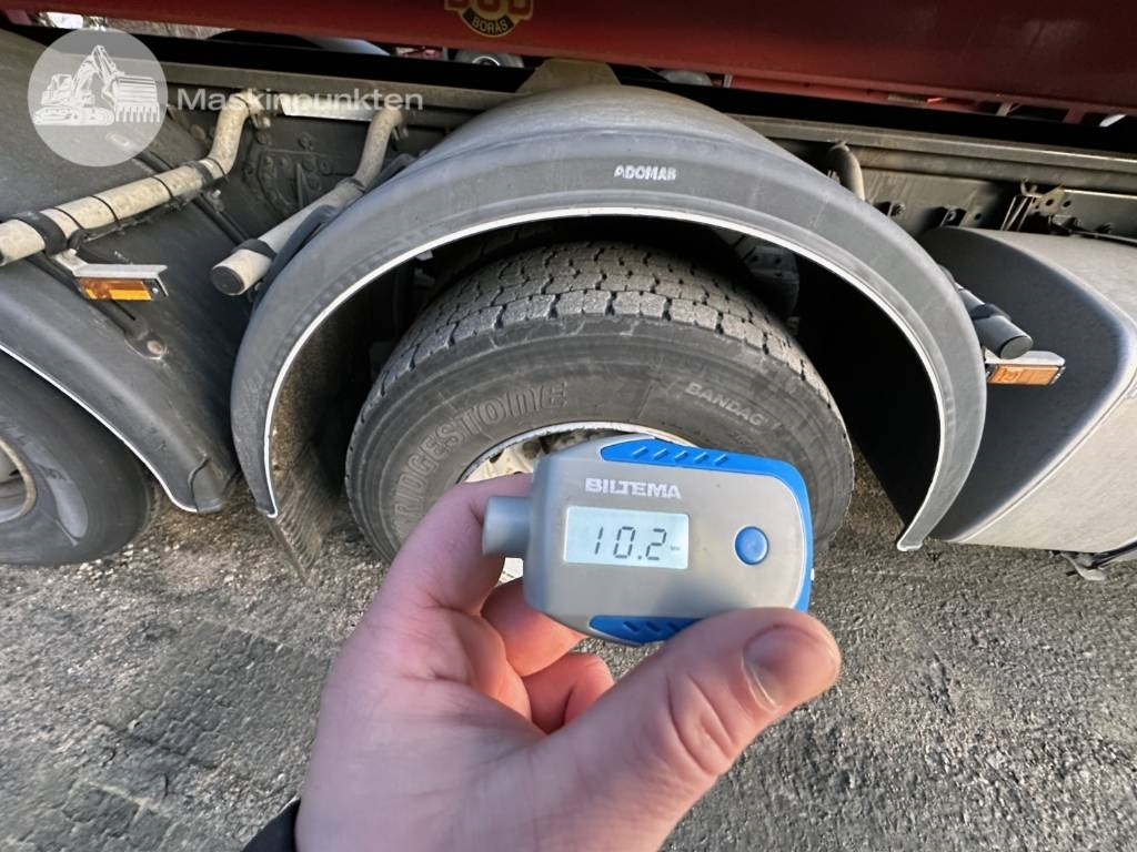 Camión portacontenedore/ Intercambiable DAF XF 530: foto 42