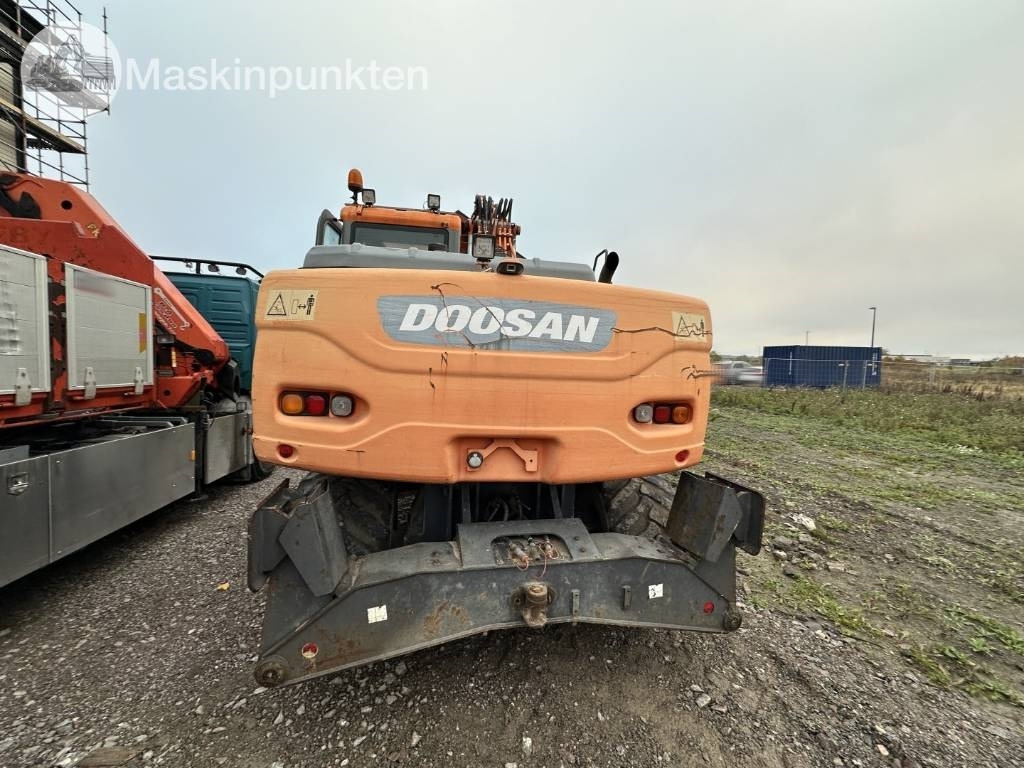 Doosan DX 140 W med vagn och redskap  - Excavadora de ruedas: foto 5 Doosan DX 140 W med vagn och redskap  - Excavadora de ruedas: foto 5
