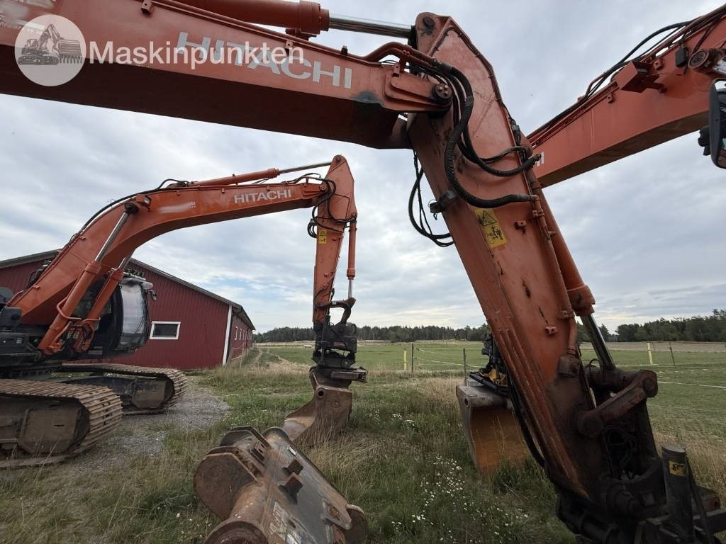 Excavadora de cadenas Hitachi ZX 300 LC-6: foto 13