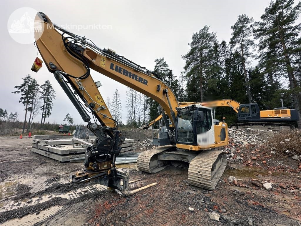 Liebherr R 924 LC - Excavadora de cadenas: foto 2 Liebherr R 924 LC - Excavadora de cadenas: foto 2