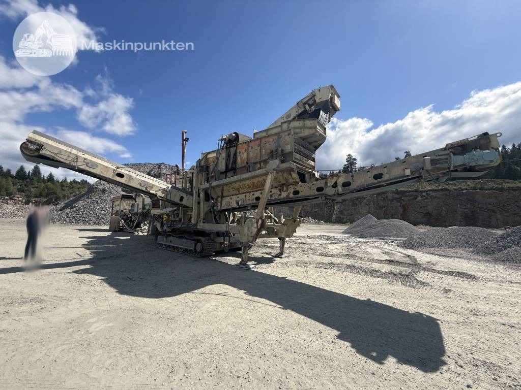 Metso LT 1100 + Bandmatare - Trituradora móvil: foto 2 Metso LT 1100 + Bandmatare - Trituradora móvil: foto 2